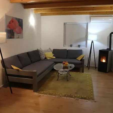 Ferienhaus Cozy House Next To River Neretva In Nature