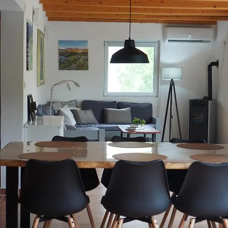 Emerald River House - Neretva Views * Konjic